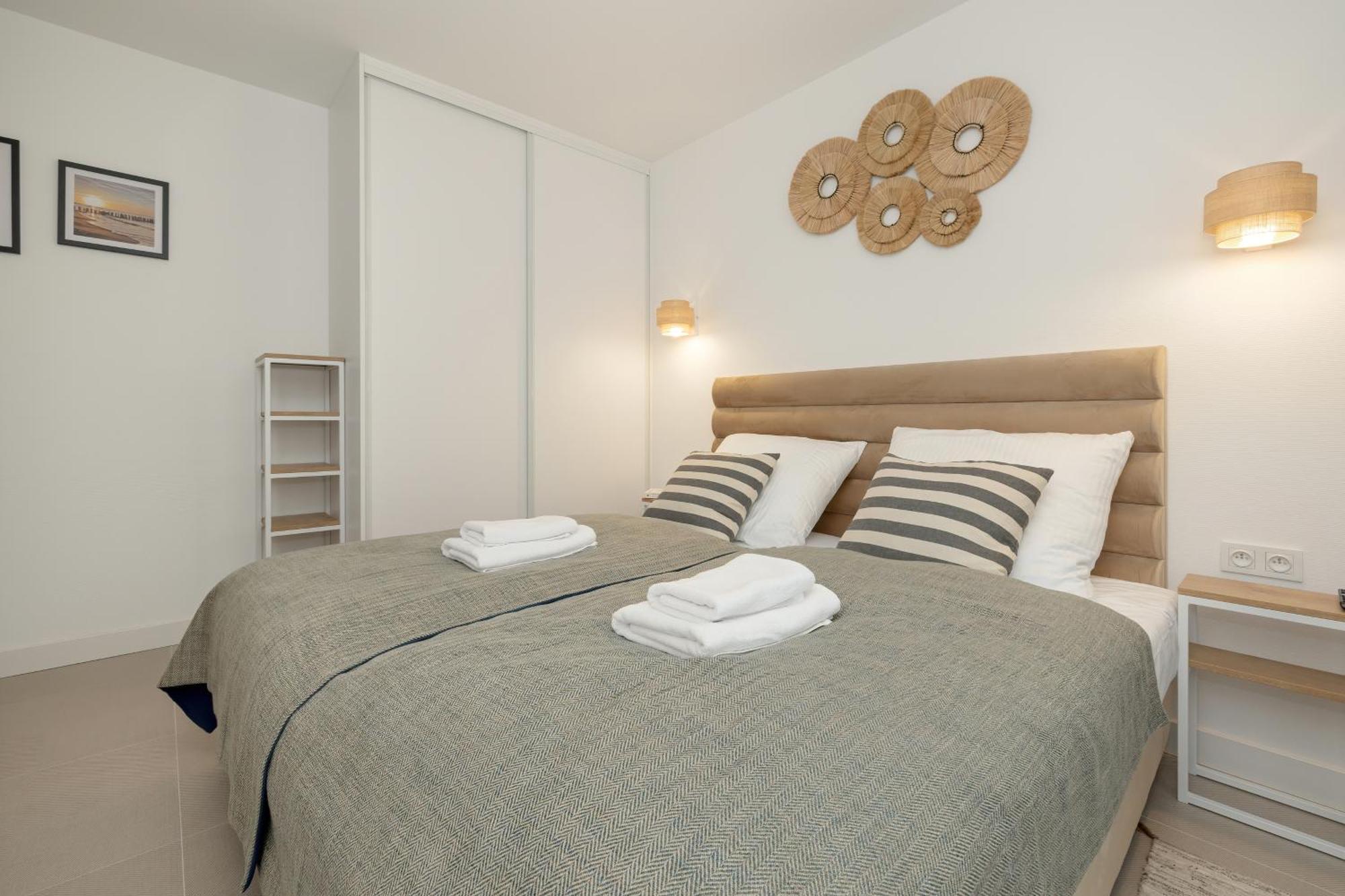 Aquamarina Dabki Marina Invest Aparthotel Ngoại thất bức ảnh