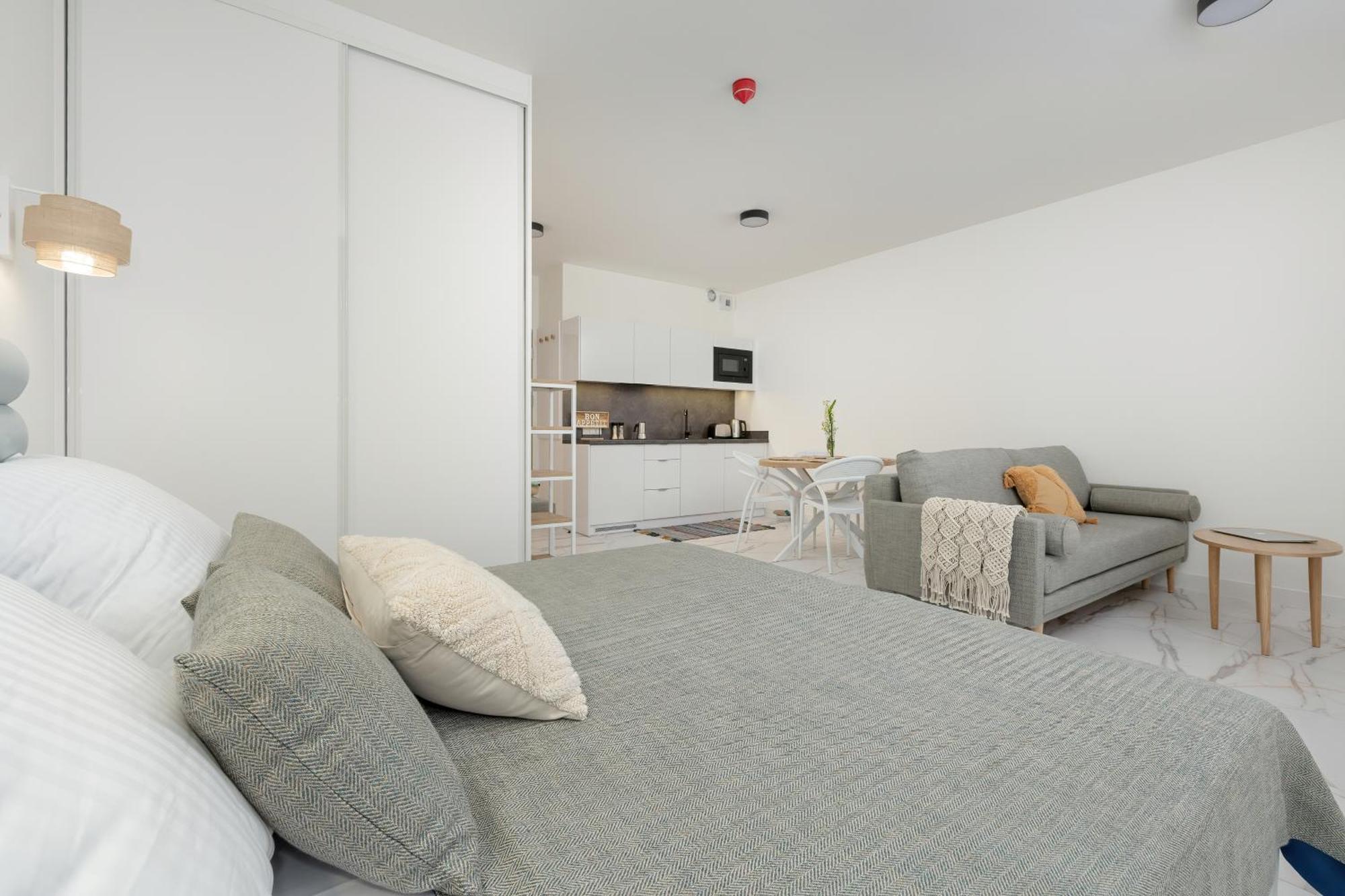 Aquamarina Dabki Marina Invest Aparthotel Ngoại thất bức ảnh