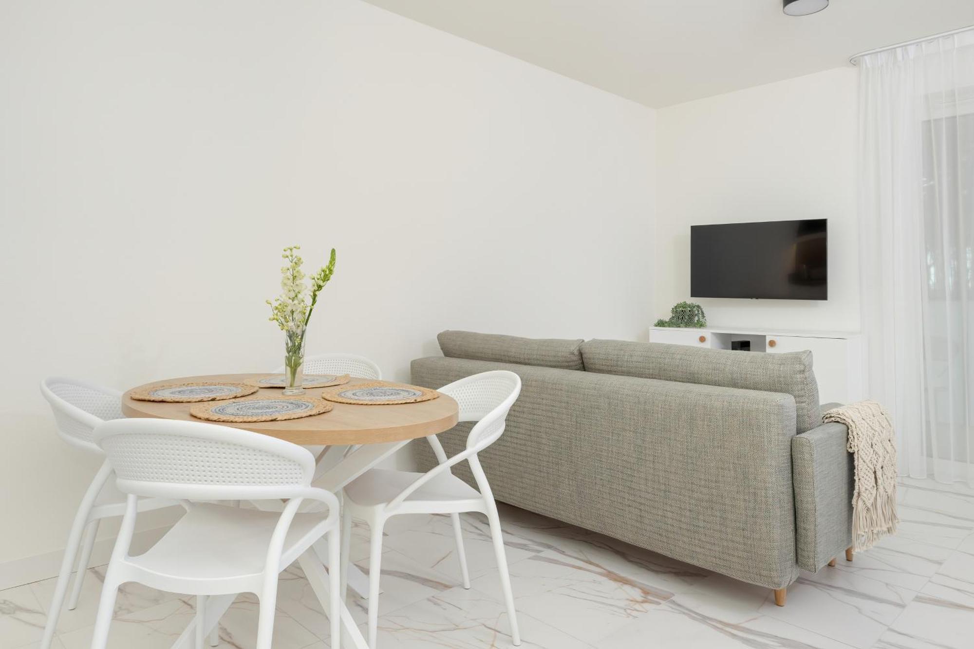 Aquamarina Dabki Marina Invest Aparthotel Ngoại thất bức ảnh